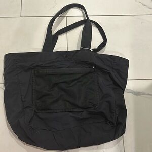 Lululemon catch all bag